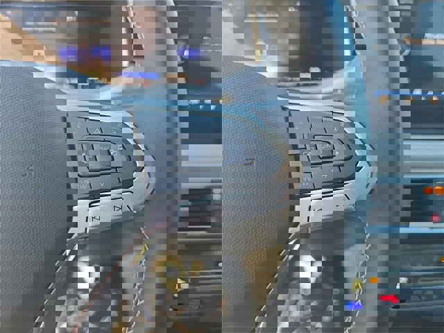 New 2025 Volkswagen Taos SE image 16