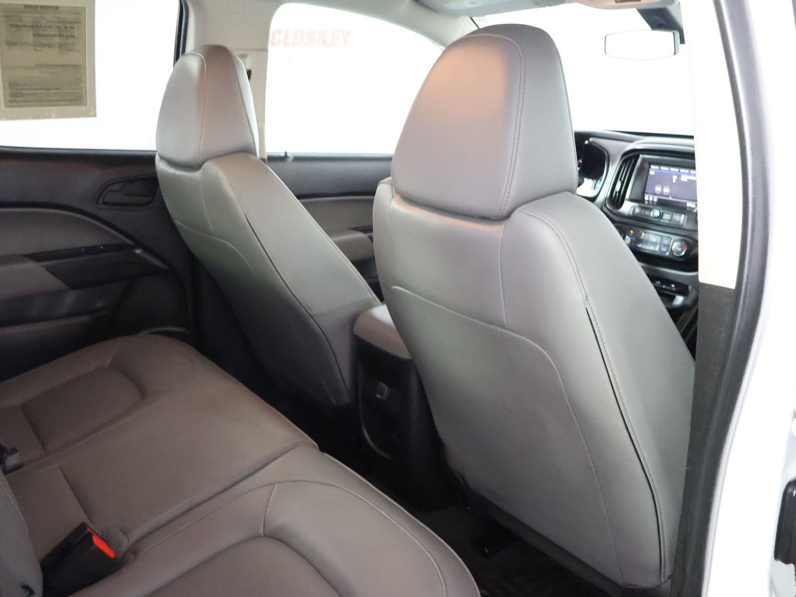Used 2022 Chevrolet Colorado W/T w/ WT Convenience Package AWD/4WD image 44