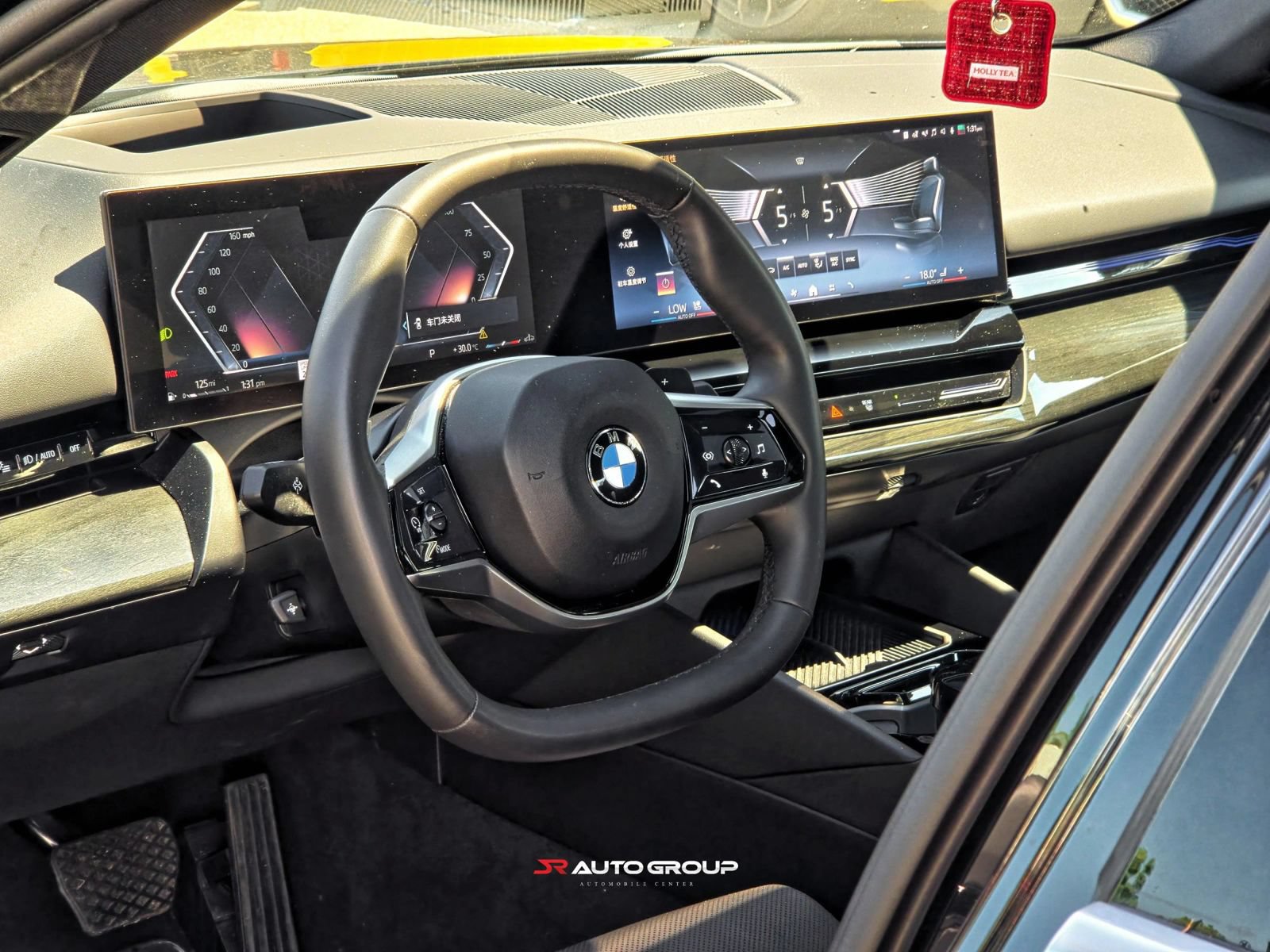 Used 2024 BMW 530i xDrive AWD/4WD image 25
