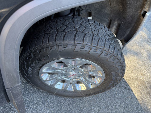 Used 2017 GMC Sierra 1500 SLE w/ SLE Value Package image 29