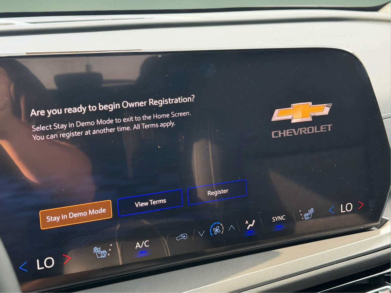 New 2027 Chevrolet Traverse LT w/ Midnight/Sport Edition FWD image 14