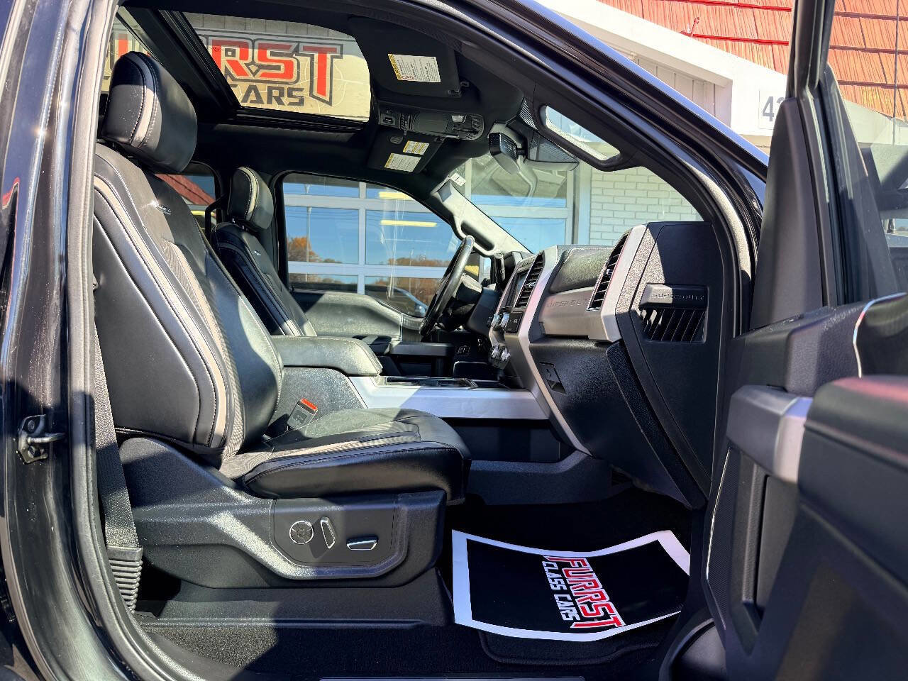 Used 2019 Ford F250 Platinum w/ Platinum Ultimate Package image 38