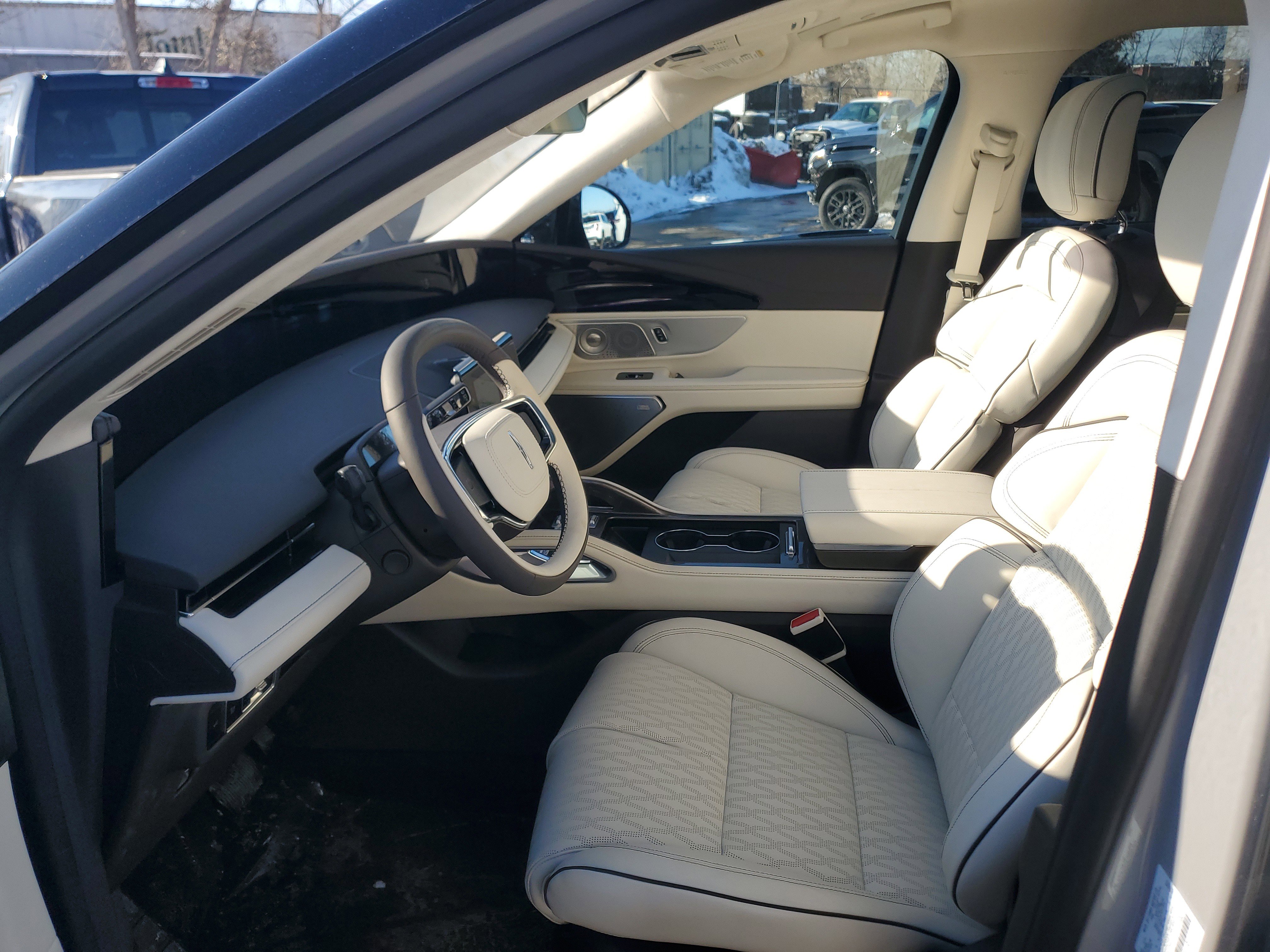 New 2026 Lincoln Nautilus Black Label AWD/4WD image 11