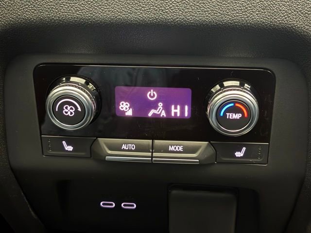 New 2026 GMC Acadia Elevation w/ Super Cruise Package image 8