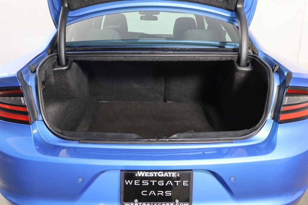 Used 2019 Dodge Charger SXT w/ Blacktop Package RWD image 17