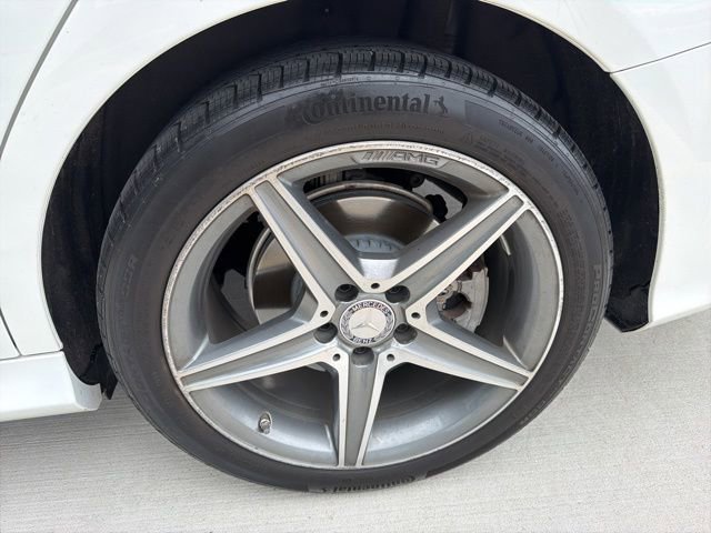 Used 2015 Mercedes-Benz C 300 4MATIC Sedan image 12