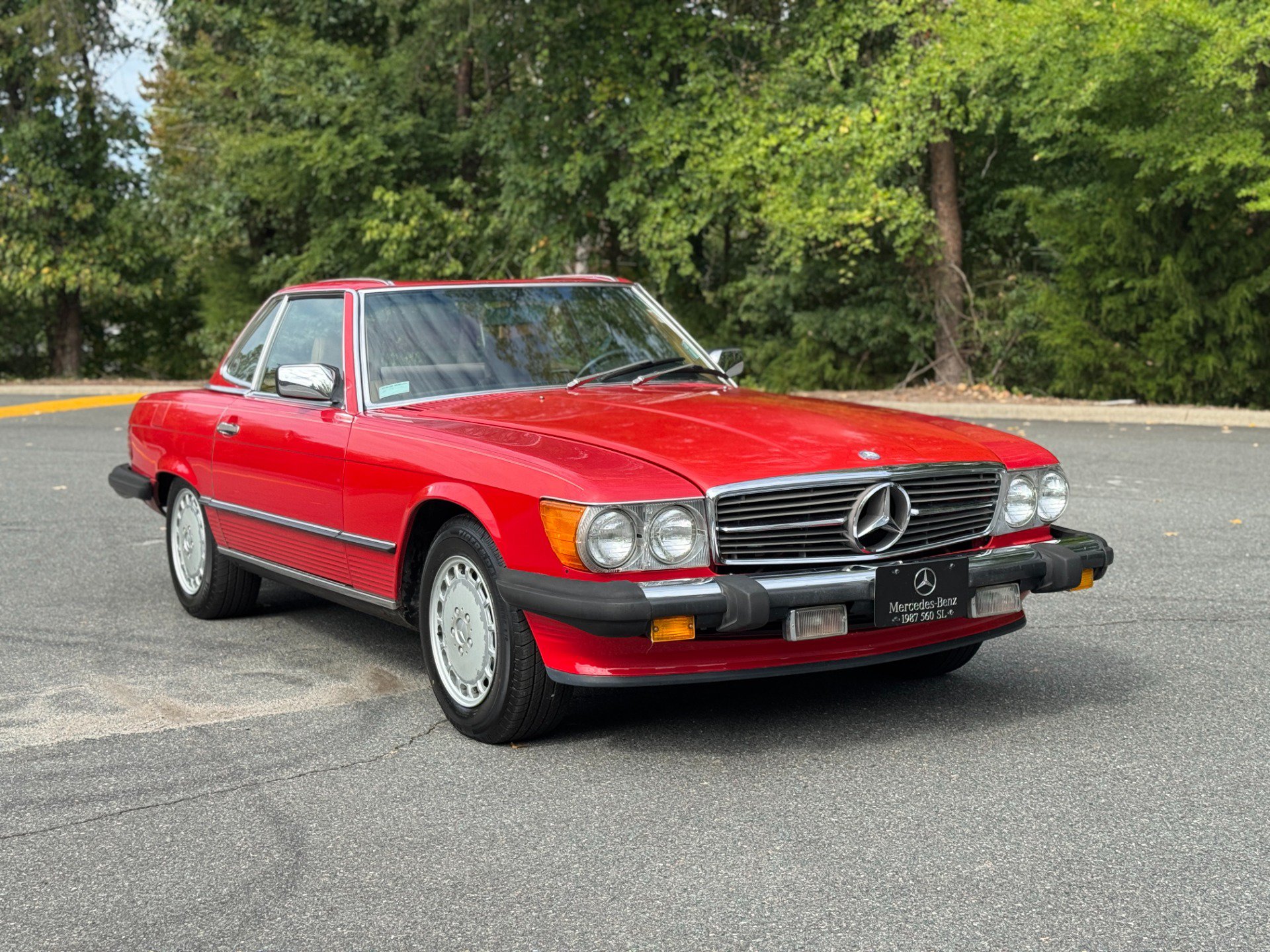Used 1987 Mercedes-Benz 560 SL image 16