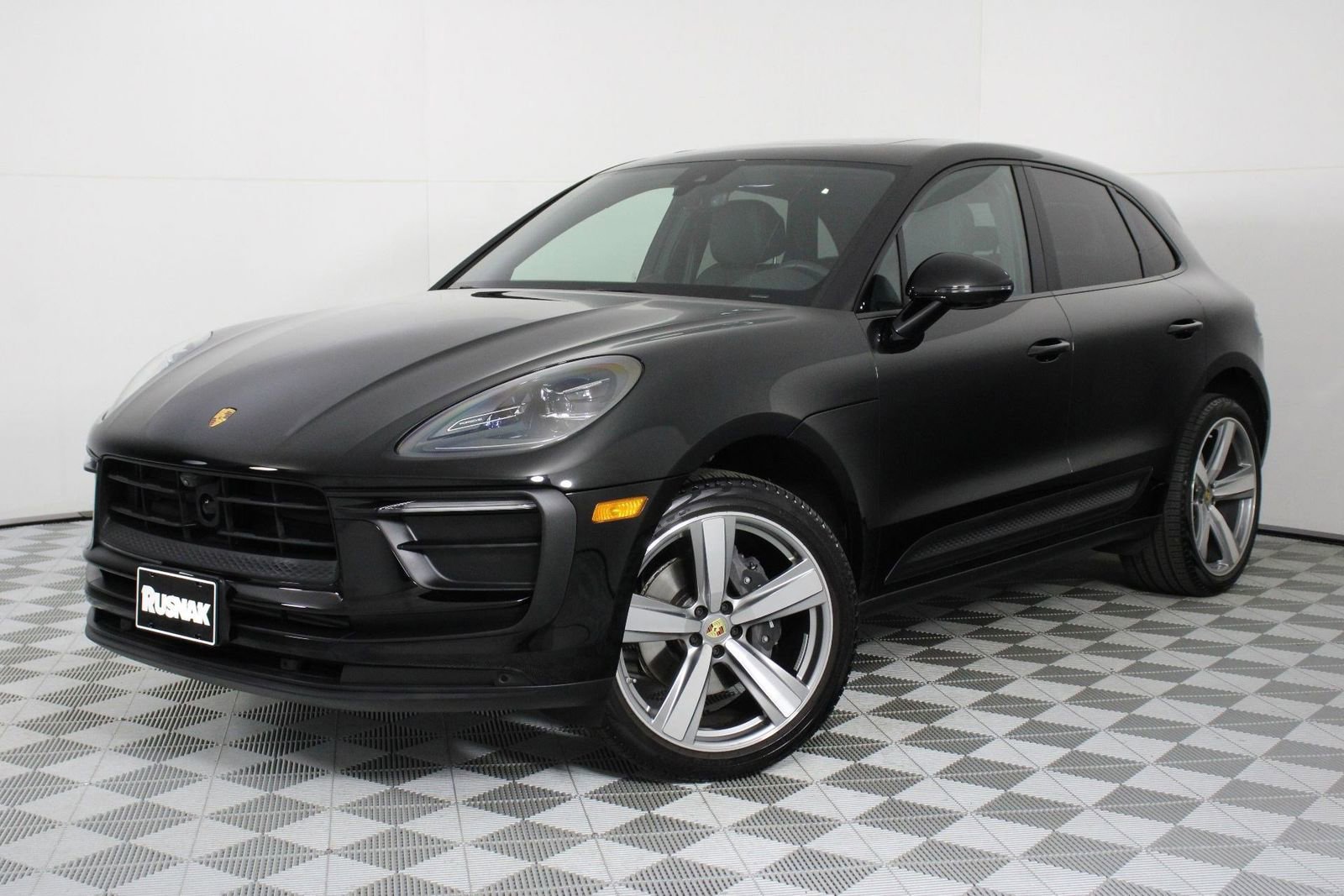 Certified 2025 Porsche Macan