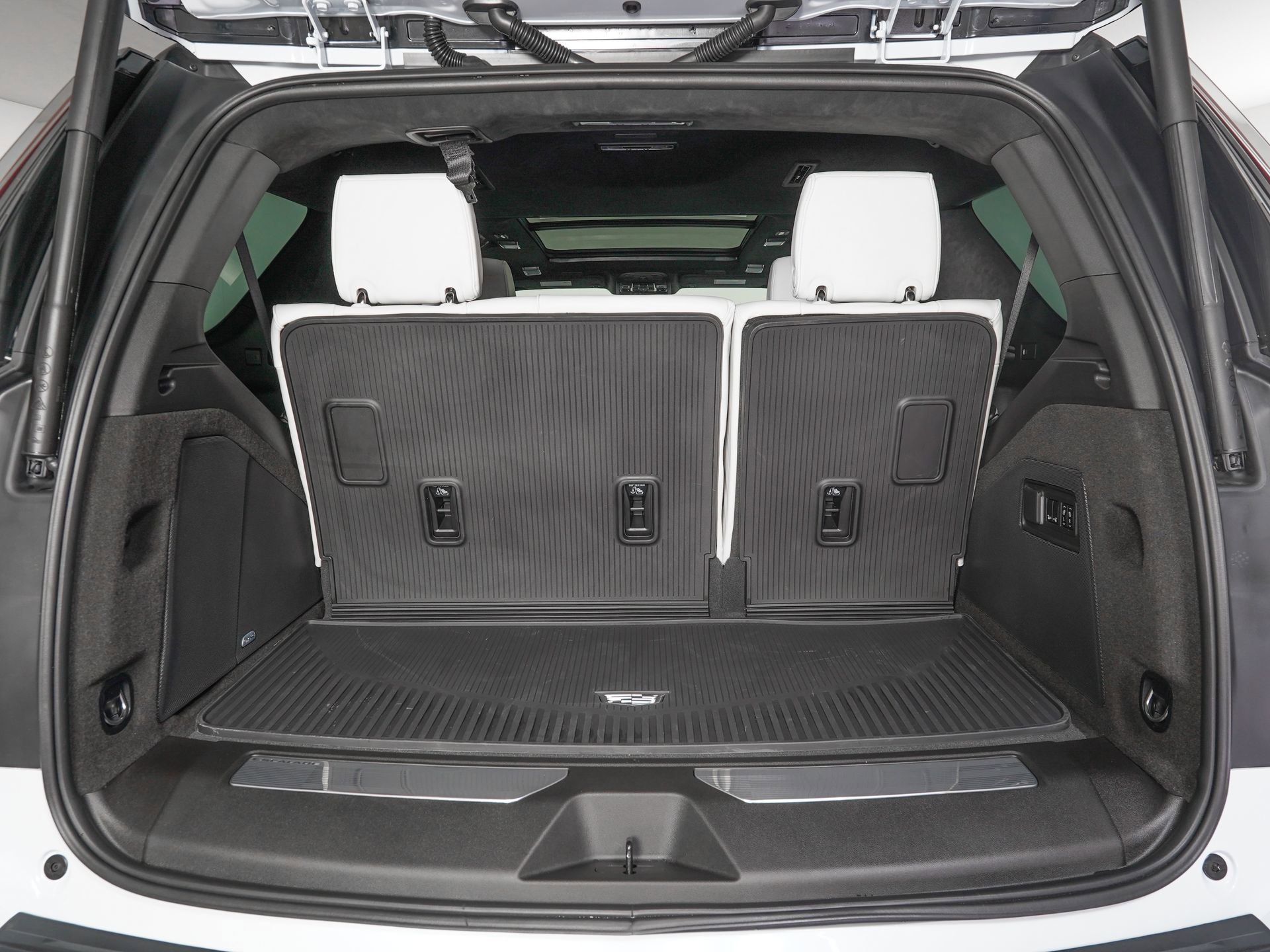 Used 2026 Cadillac Escalade Platinum Sport w/ LPO, Floor Liner Package image 13