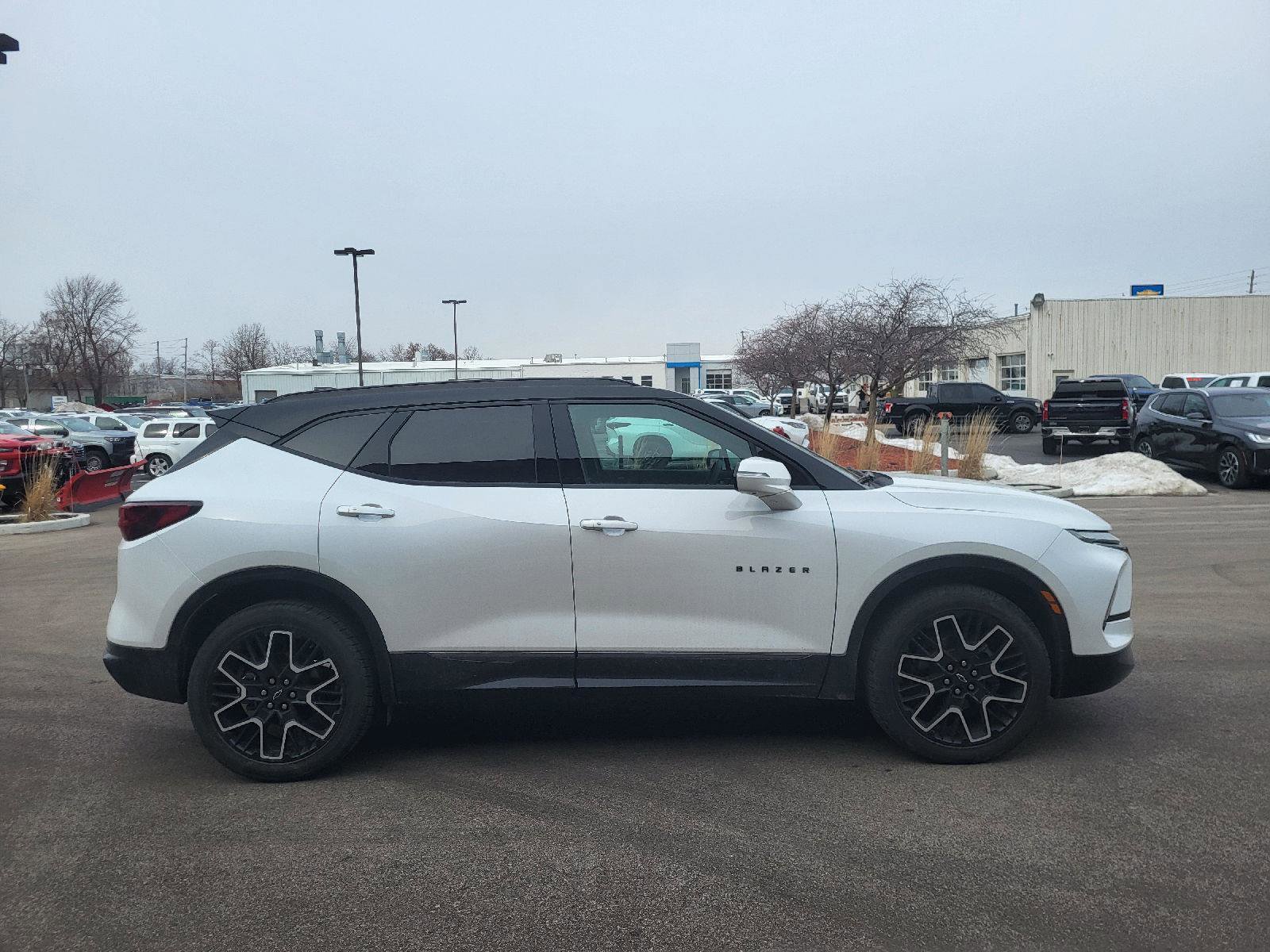 Used 2024 Chevrolet Blazer RS w/ Driver Confidence II Package image 2