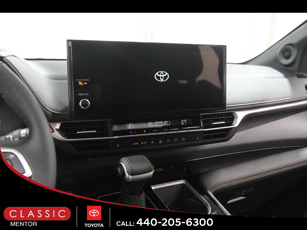 Certified 2026 Toyota Sienna XLE Woodland Edition AWD/4WD image 9