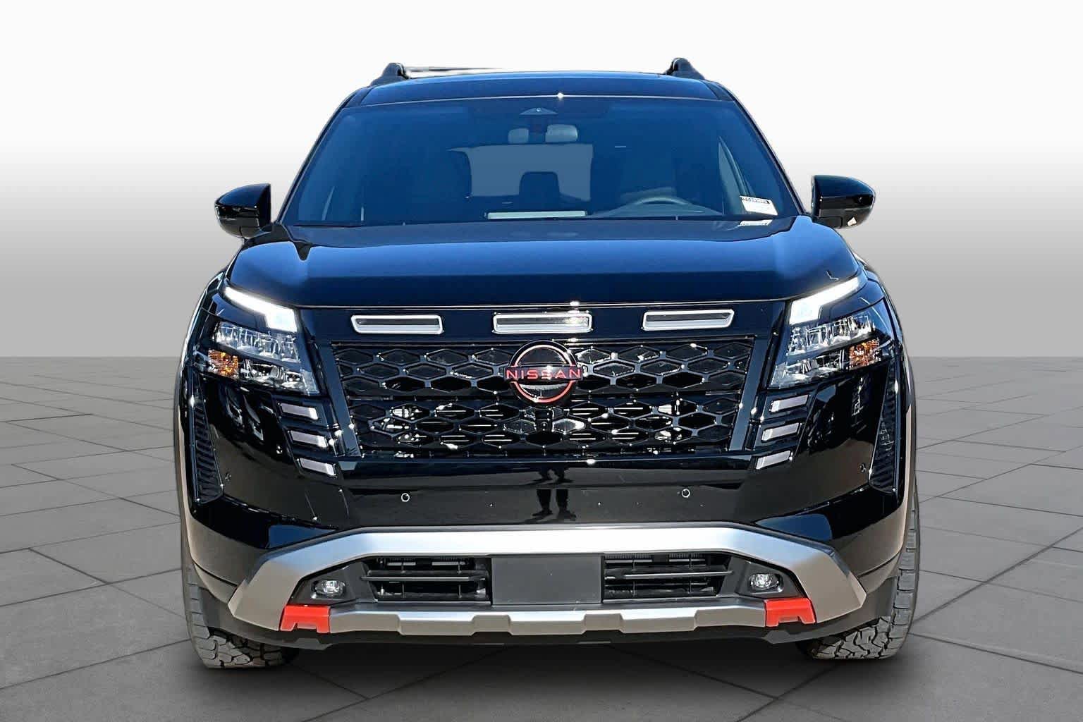 New 2026 Nissan Pathfinder Rock Creek AWD/4WD video 3