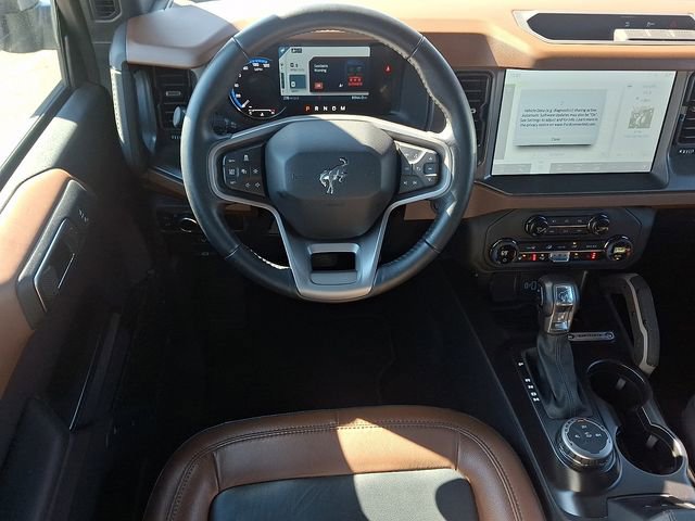 Used 2024 Ford Bronco Outer Banks image 11