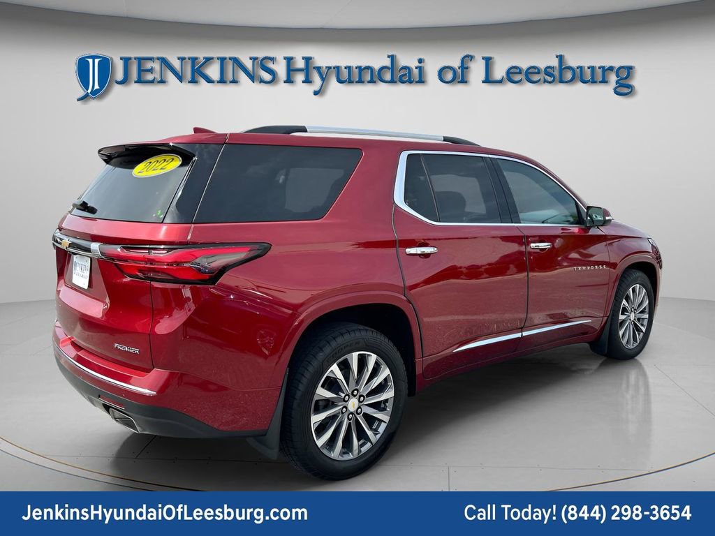 Used 2022 Chevrolet Traverse Premier FWD image 5