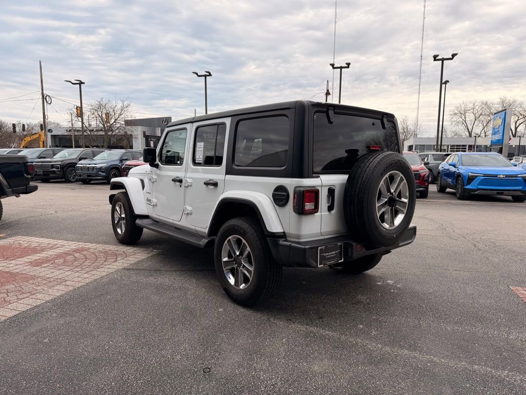 Used 2022 Jeep Wrangler Unlimited Sahara image 5