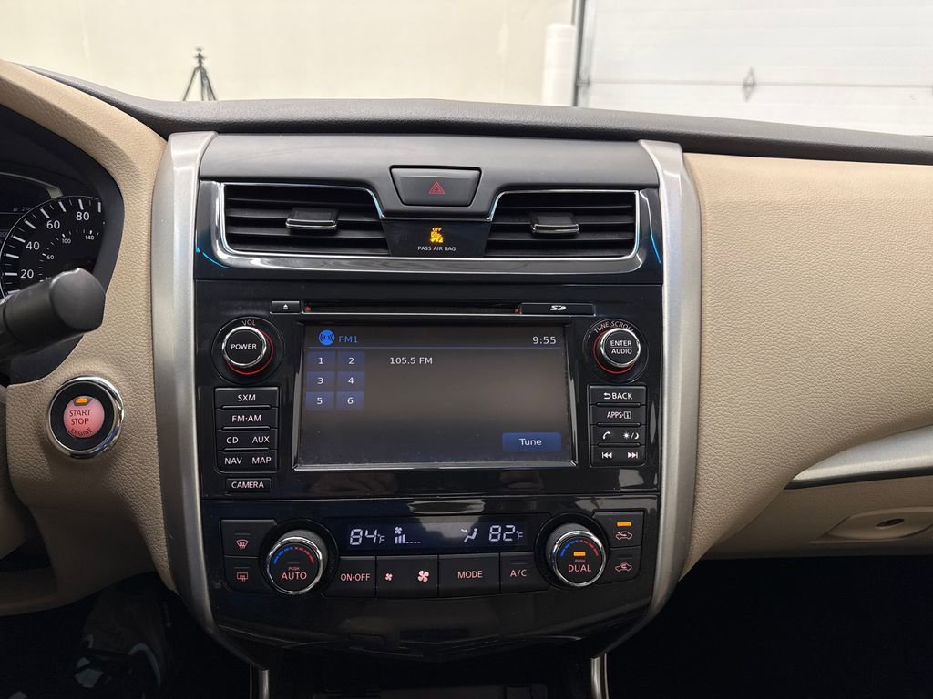 Used 2015 Nissan Altima 2.5 SV w/ Convenience Package FWD image 17