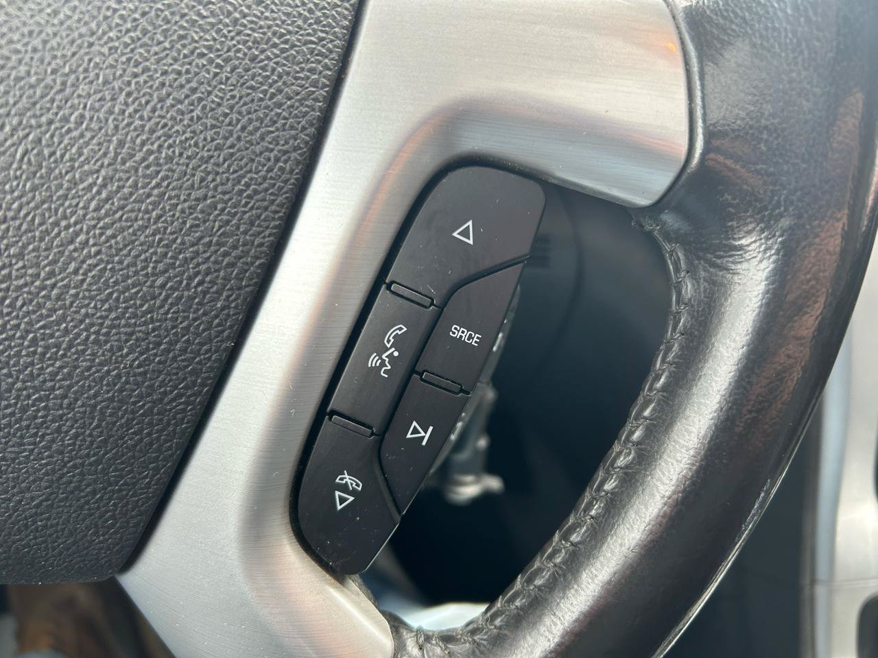 Used 2012 GMC Acadia SLT AWD/4WD image 21