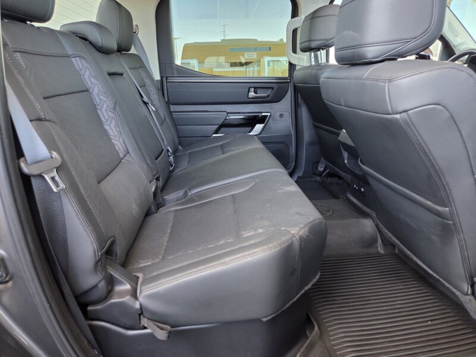 Used 2024 Toyota Tundra Limited AWD/4WD image 18