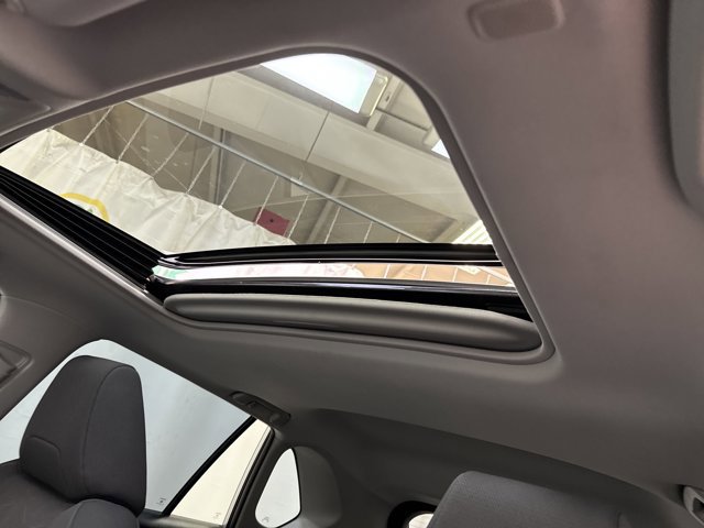 Used 2024 Toyota RAV4 XLE image 21