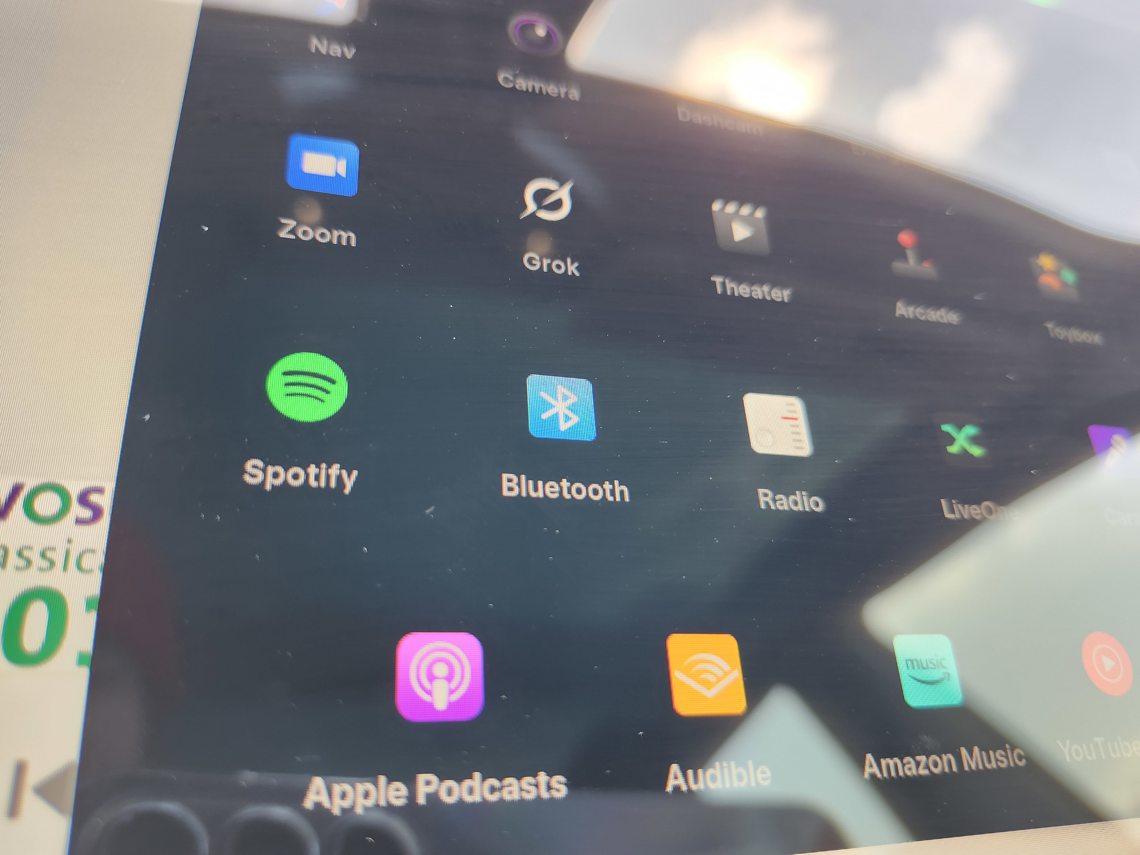 Used 2023 Tesla Model 3 Standard Range image 9