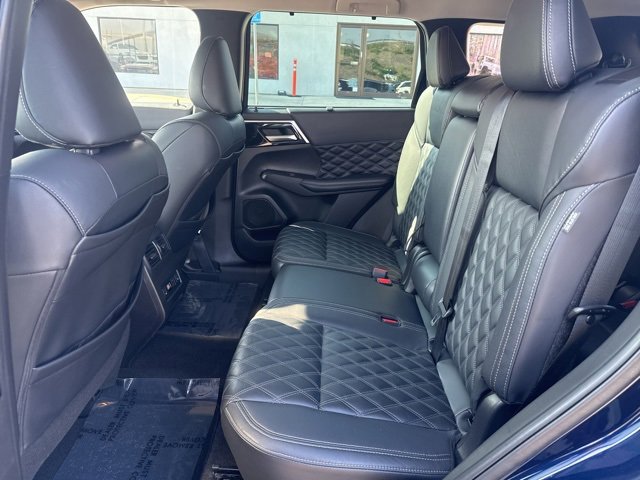 Used 2023 Mitsubishi Outlander SEL image 23