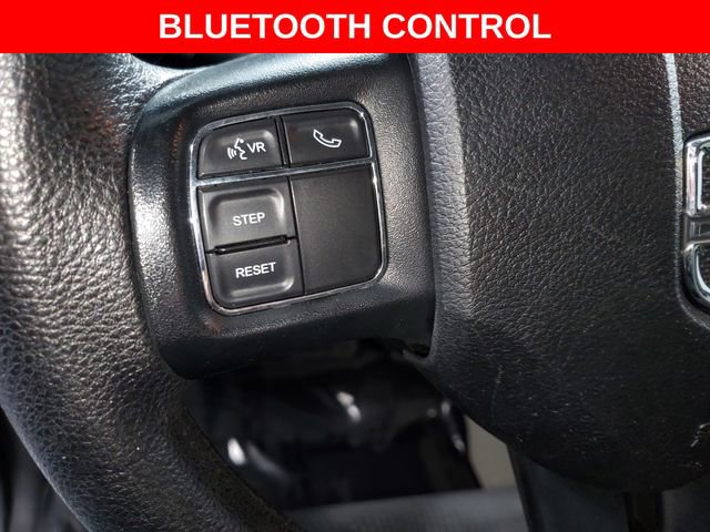 Used 2018 Dodge Grand Caravan SE w/ UConnect Hands-Free Group image 14
