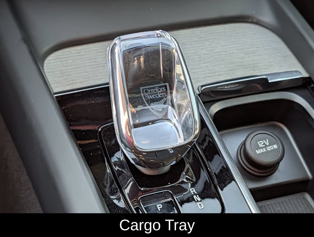 Used 2025 Volvo XC60 B5 Ultra w/ Protection Package Premier AWD/4WD image 18