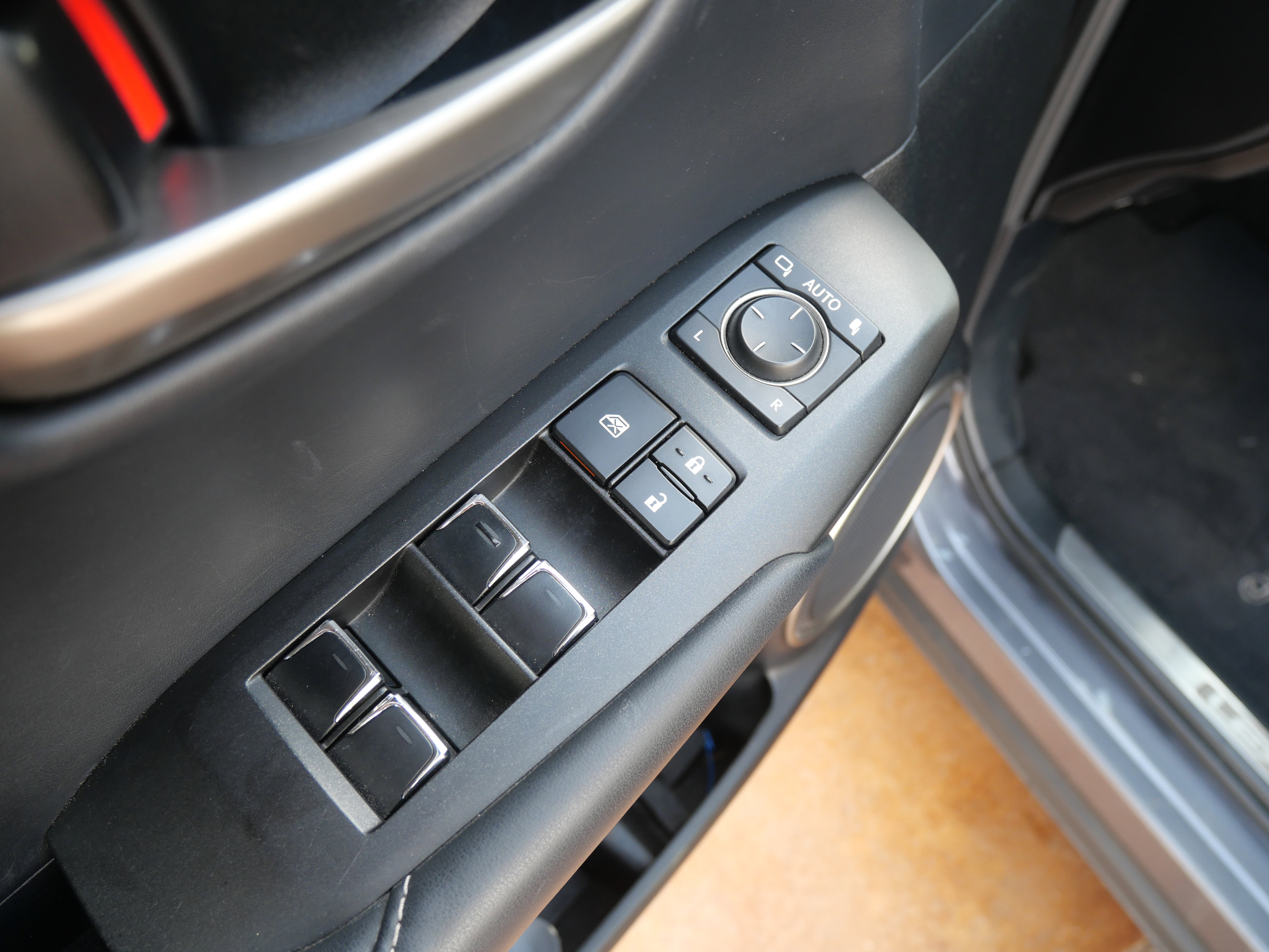 Certified 2021 Lexus NX 300 FWD w/ Comfort Package image 8