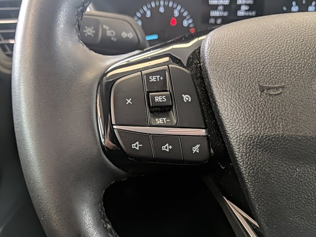 Used 2022 Ford Escape SEL image 13