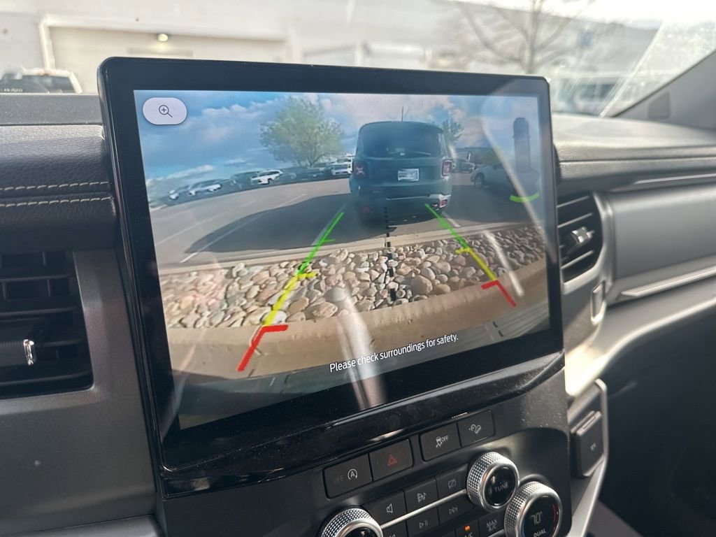 Used 2024 Ford Expedition XLT AWD/4WD image 26