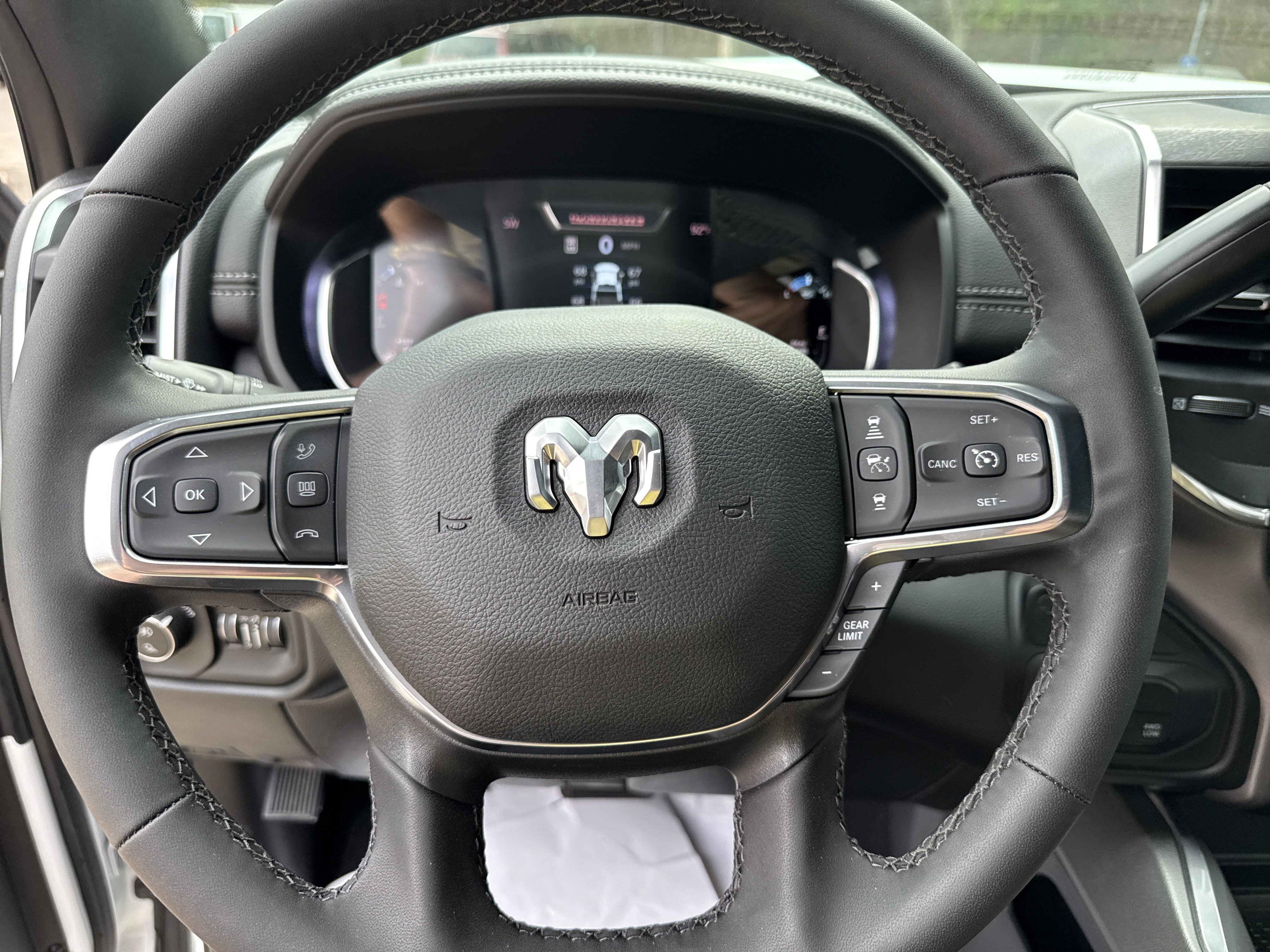 New 2026 RAM 2500 Laramie w/ Night Edition AWD/4WD image 19
