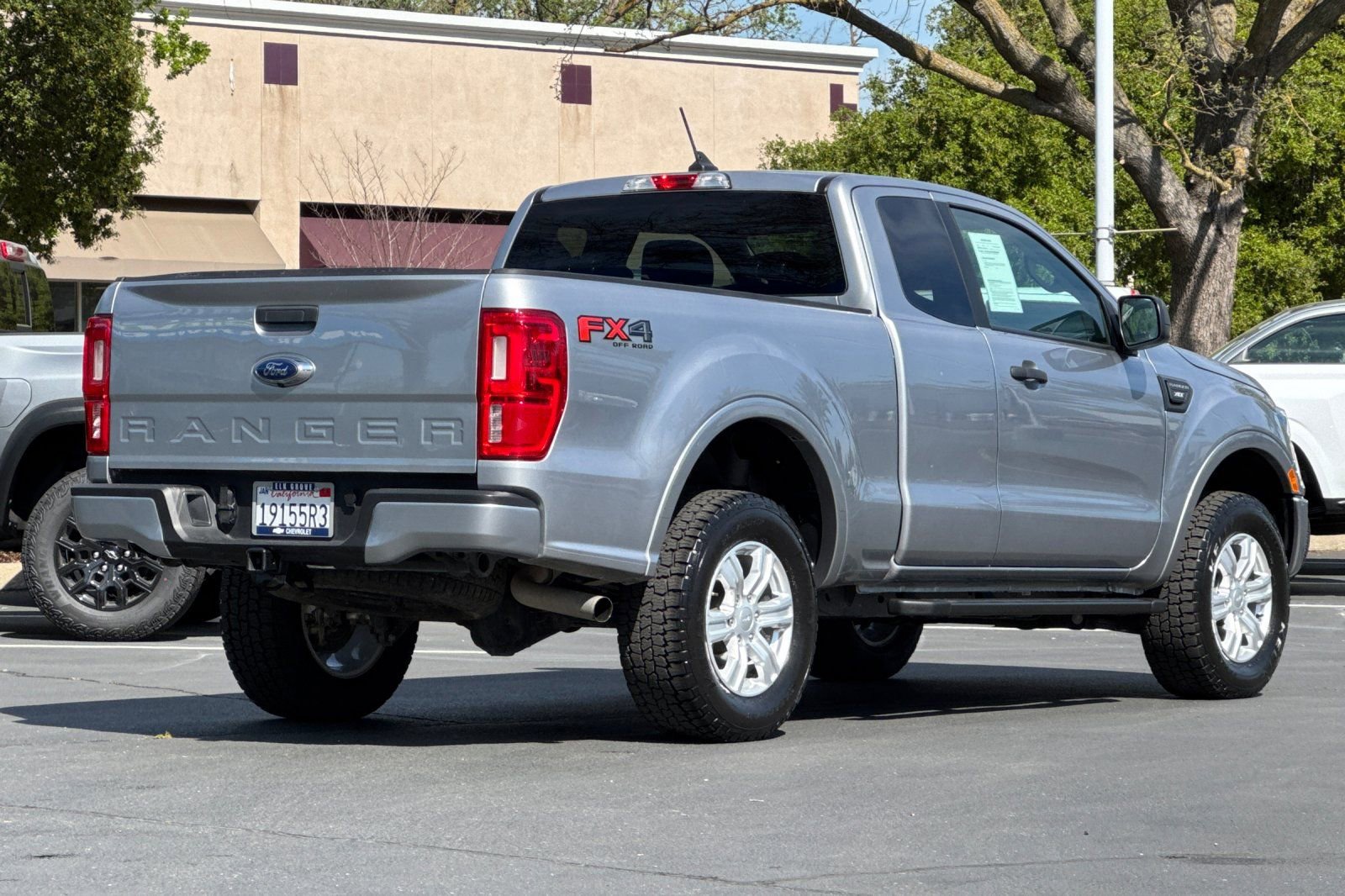 Used 2022 Ford Ranger XLT w/ FX4 Off-Road Package AWD/4WD image 3