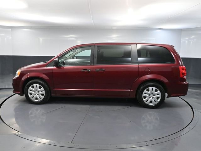 Used 2020 Dodge Grand Caravan SE w/ UConnect Hands-Free Group FWD image 9