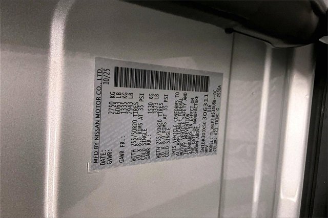 New 2025 Nissan Pathfinder Platinum image 38