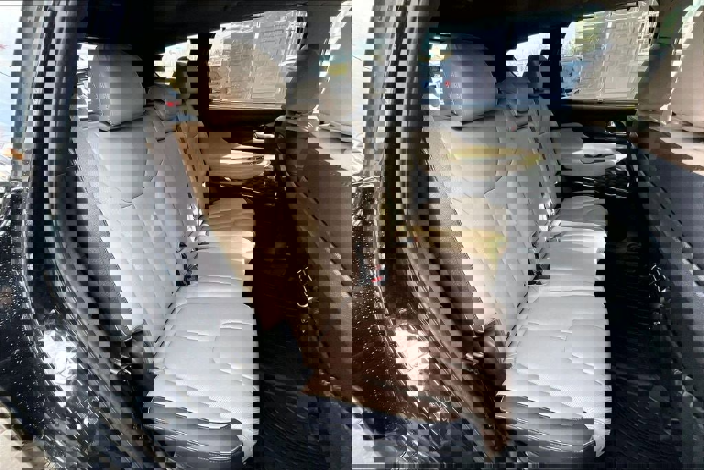 Used 2023 Hyundai Santa Fe Limited image 20