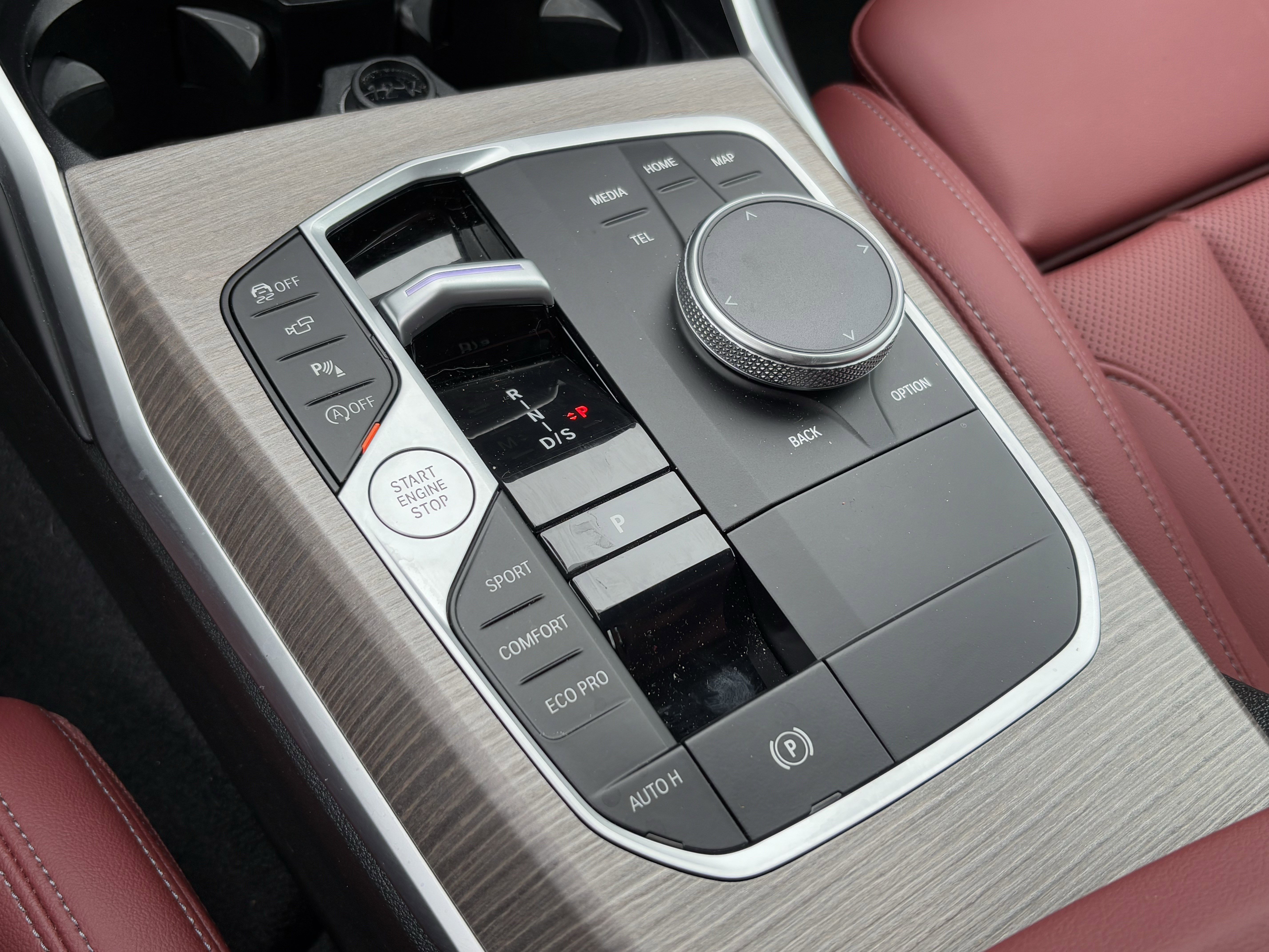 Certified 2025 BMW 330i xDrive Sedan w/ Premium Package image 26