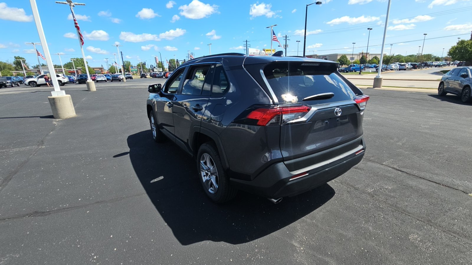 Certified 2025 Toyota RAV4 XLE AWD/4WD image 5