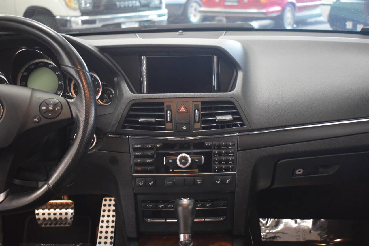 Used 2011 Mercedes-Benz E 550 Coupe image 38