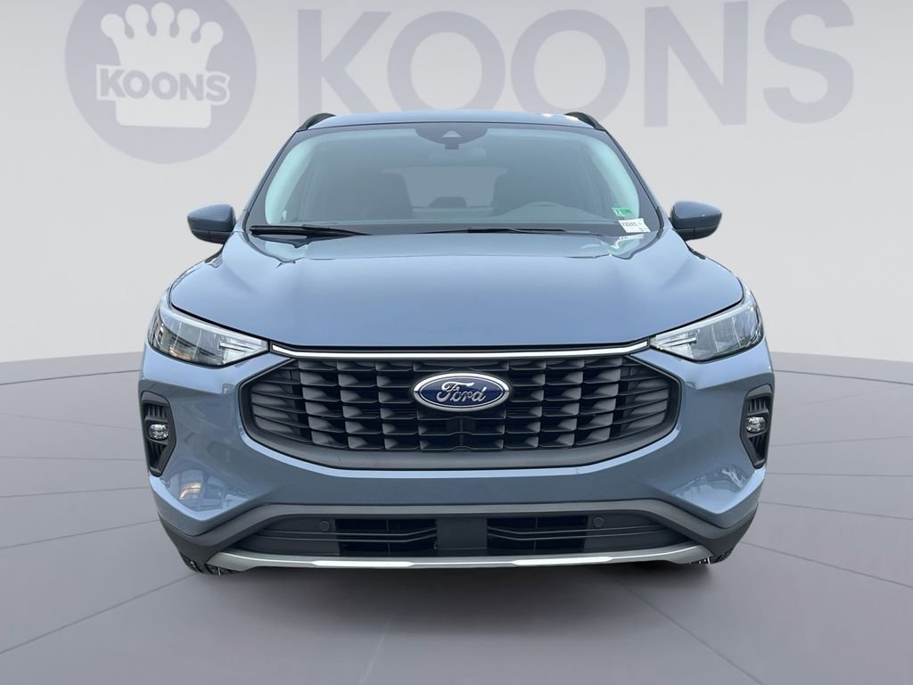 Used 2025 Ford Escape SE FWD image 11