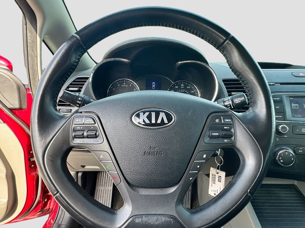 Used 2014 Kia Forte EX image 10