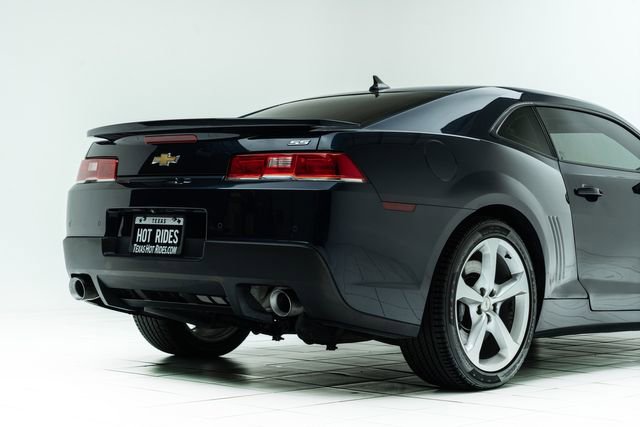 Used 2015 Chevrolet Camaro SS w/ Rear Vision Package image 13