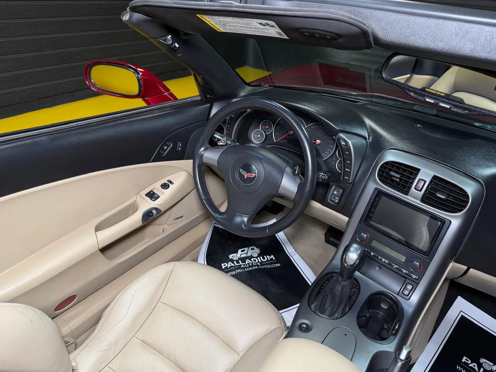 Used 2006 Chevrolet Corvette Coupe w/ Preferred Equipment Group RWD image 12