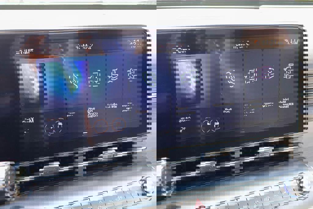 New 2026 Hyundai Kona SE image 3