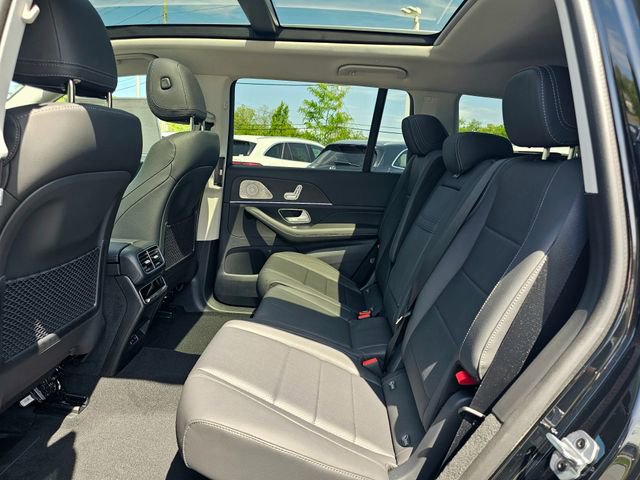 New 2026 Mercedes-Benz GLS 450 4MATIC image 21