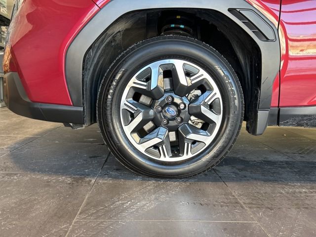Used 2025 Subaru Forester Premium AWD/4WD image 40