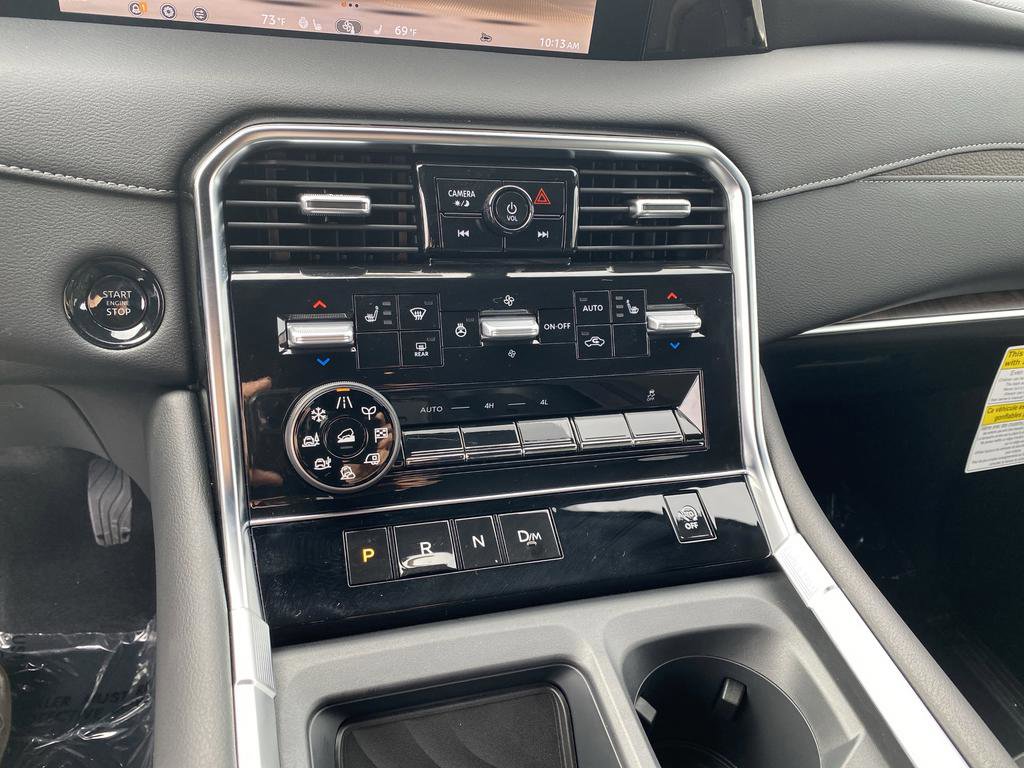 New 2025 Nissan Armada SL w/ Captain's Chari Seat Package image 8