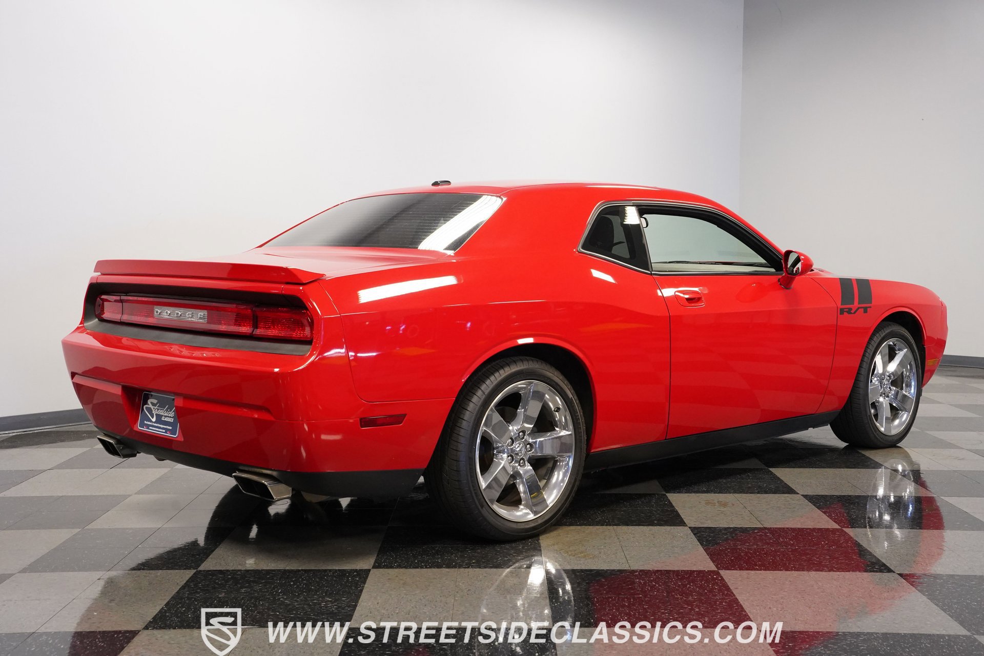 Used 2009 Dodge Challenger R/T image 12