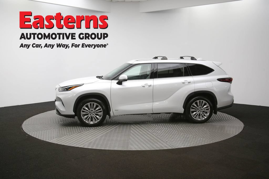 Used 2024 Toyota Highlander Platinum AWD/4WD image 65