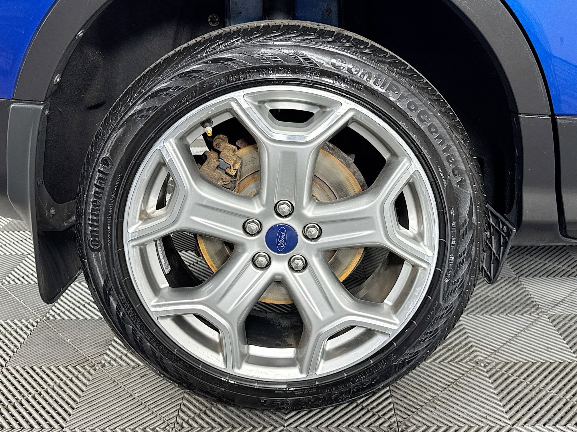 Used 2019 Ford Escape Titanium image 50