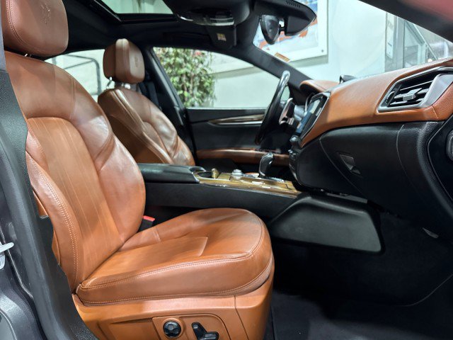 Used 2017 Maserati Ghibli S image 48